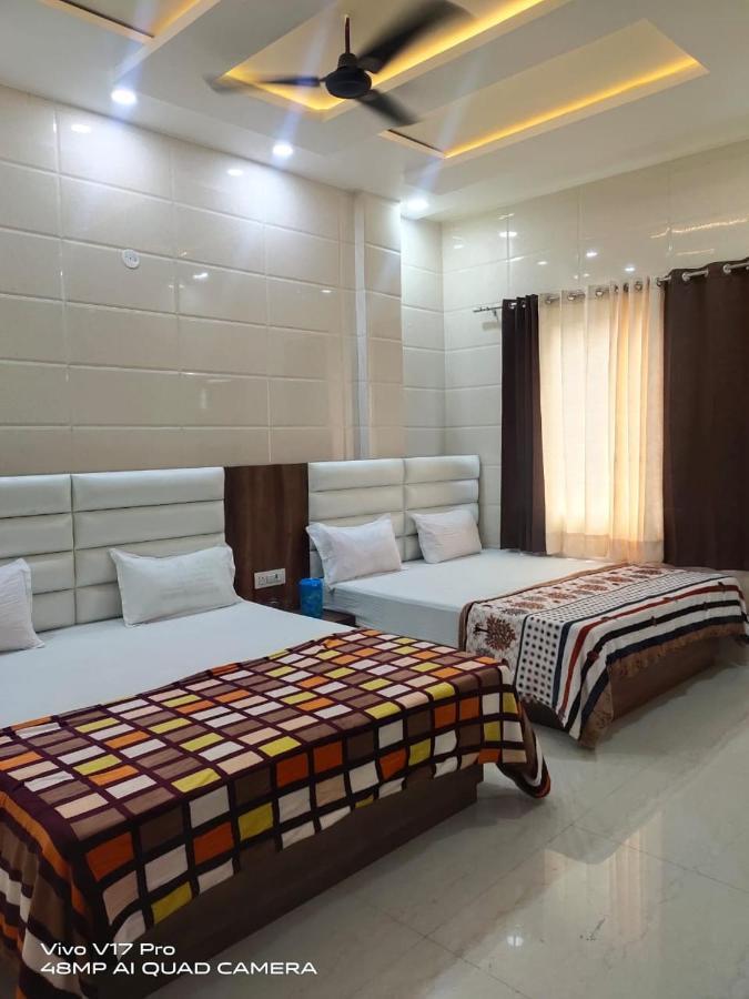 Jasneet Homestay Амритсар Экстерьер фото